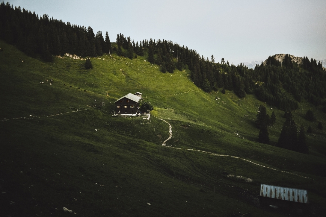 gruenten-alps-landscape-photo (2)